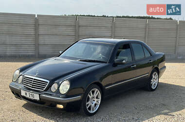 Седан Mercedes-Benz E-Class 2002 в 