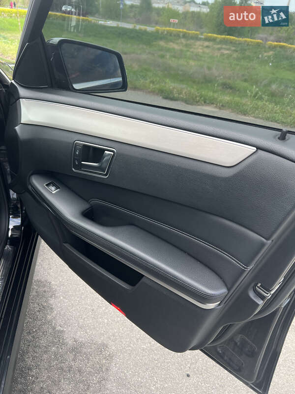 Седан Mercedes-Benz E-Class 2014 в Буче