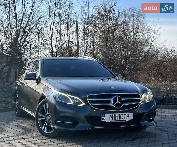 Универсал Mercedes-Benz E-Class 2013 в 
