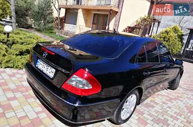 Седан Mercedes-Benz E-Class 2008 в 
