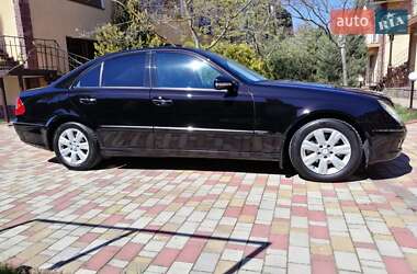 Седан Mercedes-Benz E-Class 2008 в 