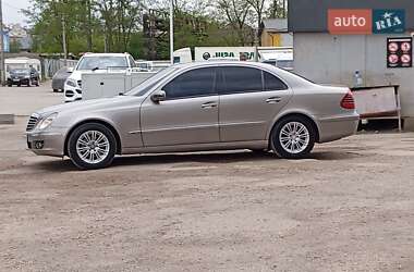 Седан Mercedes-Benz E-Class 2003 в Івано-Франківську