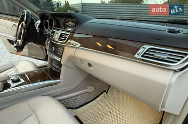 Седан Mercedes-Benz E-Class 2015 в 
