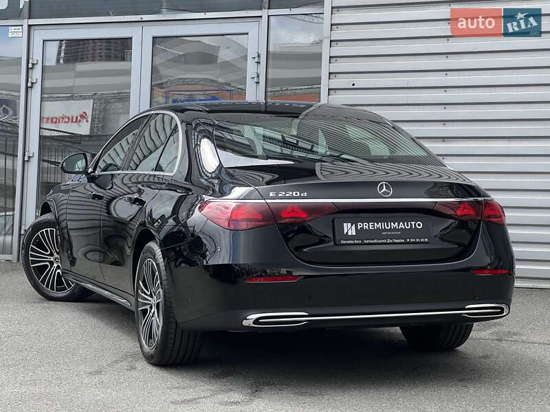 Седан Mercedes-Benz E-Class 2024 в Киеве