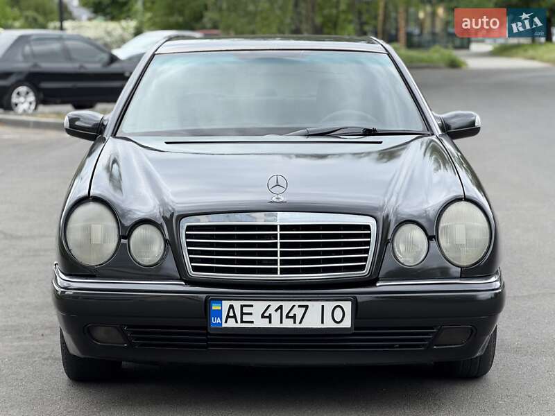 Седан Mercedes-Benz E-Class 1997 в Дніпрі