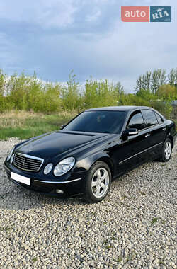 Седан Mercedes-Benz E-Class 2004 в Тернополе