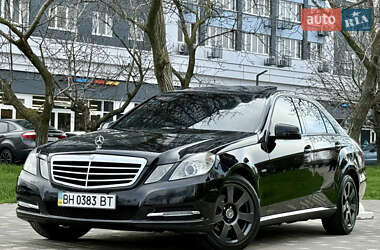 Седан Mercedes-Benz E-Class 2010 в 