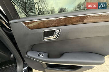 Седан Mercedes-Benz E-Class 2010 в 
