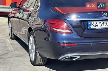 Седан Mercedes-Benz E-Class 2017 в 