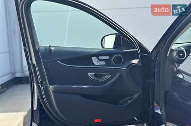 Седан Mercedes-Benz E-Class 2017 в 