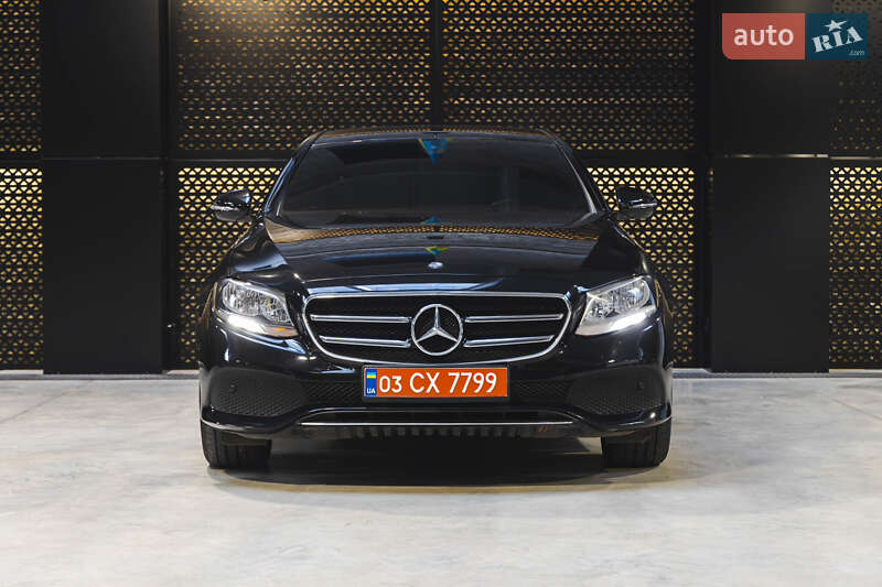 Седан Mercedes-Benz E-Class 2017 в Луцьку