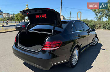 Седан Mercedes-Benz E-Class 2015 в 