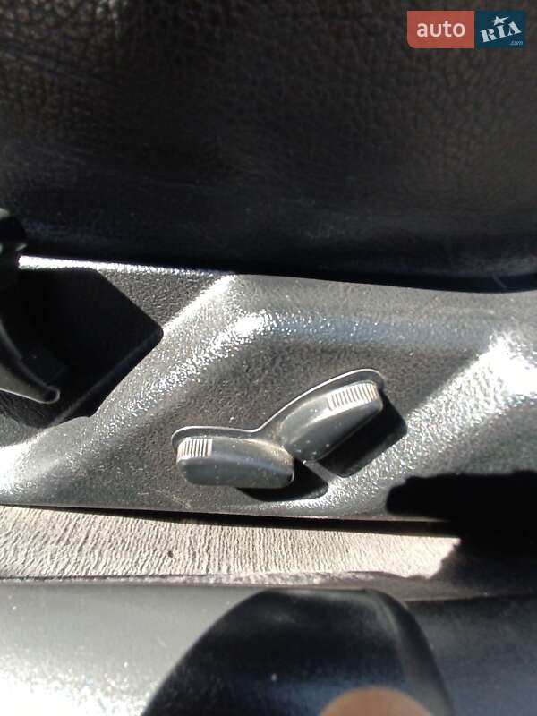 Седан Mercedes-Benz E-Class 2001 в Хмільнику