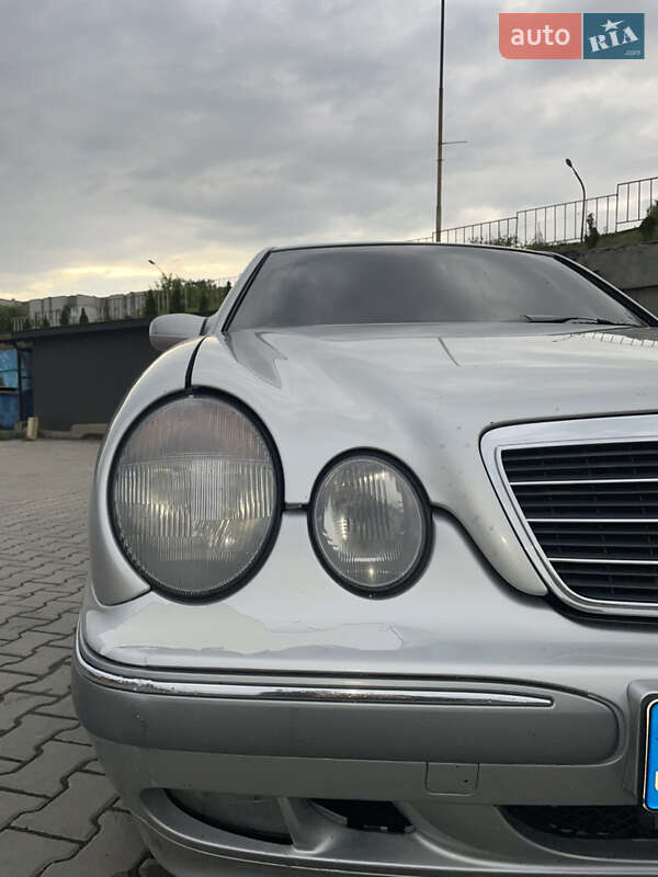 Седан Mercedes-Benz E-Class 2001 в Дрогобичі