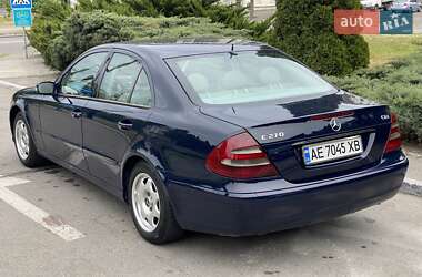 Седан Mercedes-Benz E-Class 2002 в 