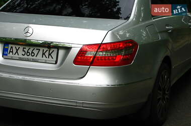 Седан Mercedes-Benz E-Class 2011 в 