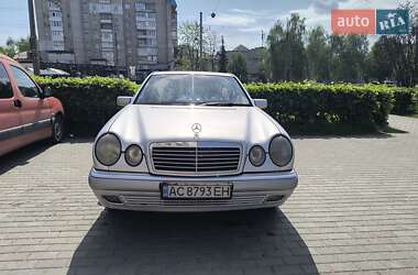 Седан Mercedes-Benz E-Class 1995 в Луцке