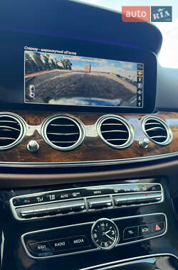 Седан Mercedes-Benz E-Class 2016 в 