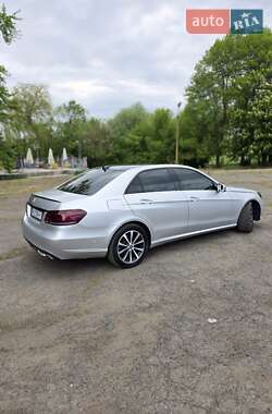 Седан Mercedes-Benz E-Class 2013 в 