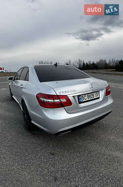 Седан Mercedes-Benz E-Class 2010 в 