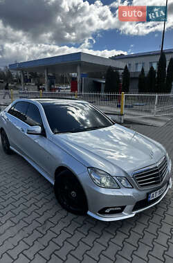 Седан Mercedes-Benz E-Class 2010 в 