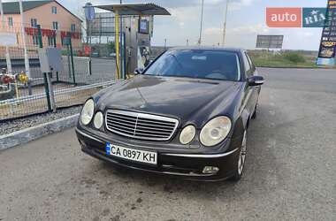 Седан Mercedes-Benz E-Class 2004 в 