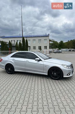 Седан Mercedes-Benz E-Class 2010 в 