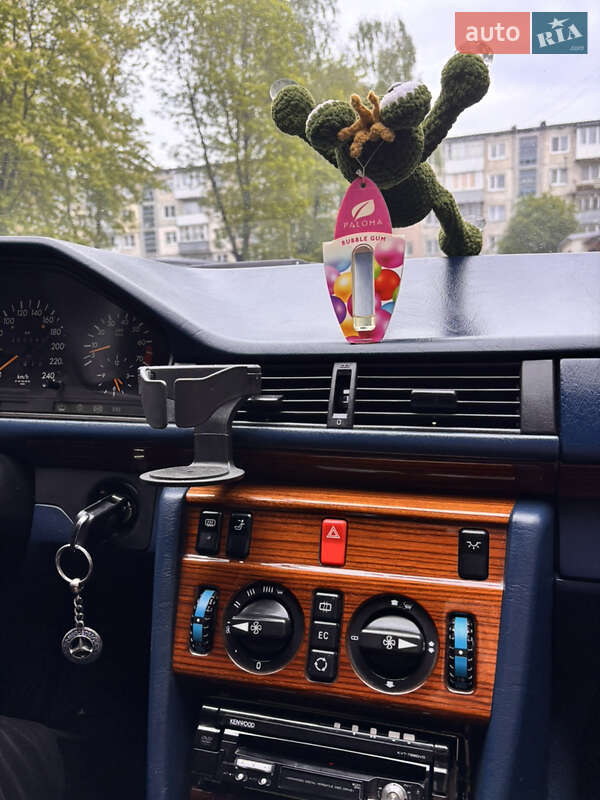 Седан Mercedes-Benz E-Class 1995 в Тернополі