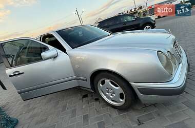 Седан Mercedes-Benz E-Class 1996 в 