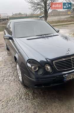 Седан Mercedes-Benz E-Class 2002 в Измаиле