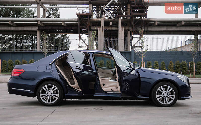 Седан Mercedes-Benz E-Class 2013 в Києві