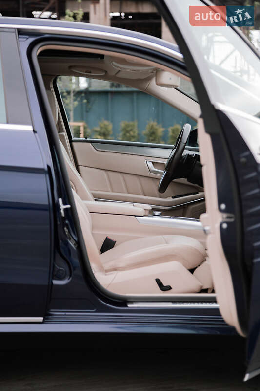 Седан Mercedes-Benz E-Class 2013 в Києві