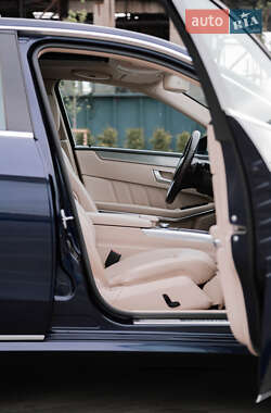 Седан Mercedes-Benz E-Class 2013 в 