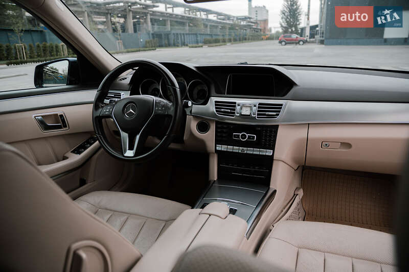 Седан Mercedes-Benz E-Class 2013 в Києві