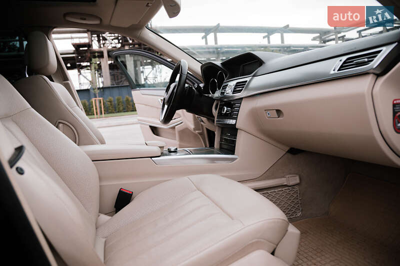 Седан Mercedes-Benz E-Class 2013 в Києві