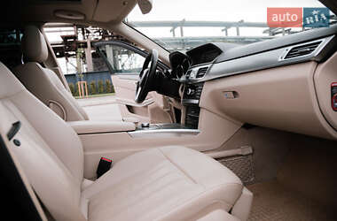 Седан Mercedes-Benz E-Class 2013 в 