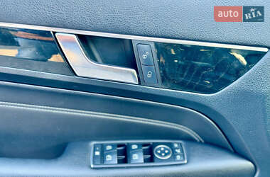 Купе Mercedes-Benz E-Class 2013 в 