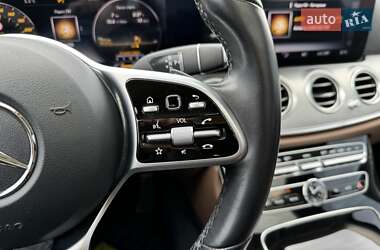 Седан Mercedes-Benz E-Class 2018 в 