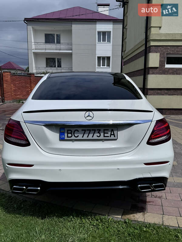 Седан Mercedes-Benz E-Class 2016 в Бориславе