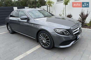 Седан Mercedes-Benz E-Class 2018 в 