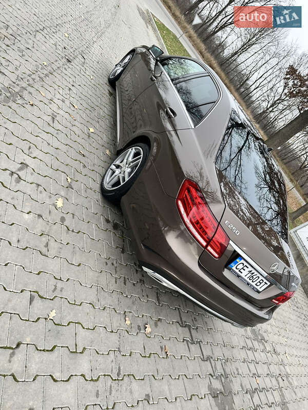 Седан Mercedes-Benz E-Class 2013 в Черновцах