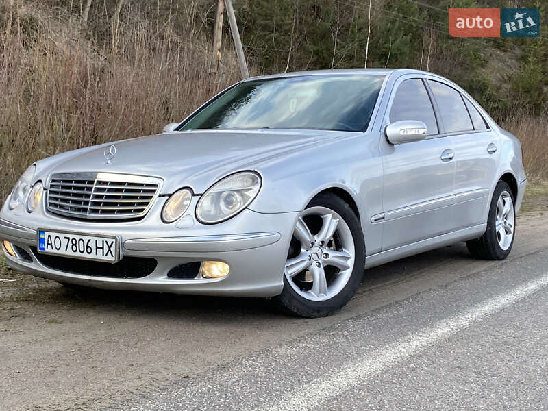 Mercedes-Benz E-Class 2002