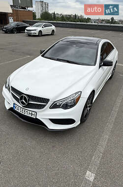 Купе Mercedes-Benz E-Class 2015 в 
