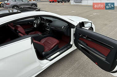 Купе Mercedes-Benz E-Class 2015 в 