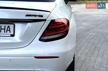 Седан Mercedes-Benz E-Class 2017 в 