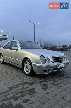 Седан Mercedes-Benz E-Class 2001 в Одесі