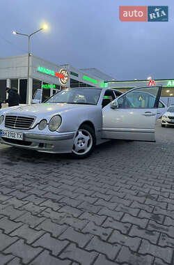 Седан Mercedes-Benz E-Class 2001 в 