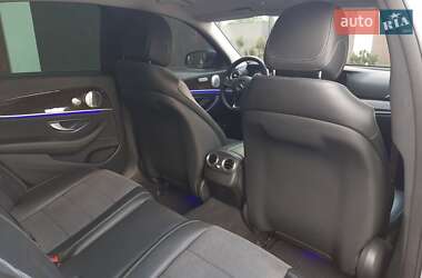 Седан Mercedes-Benz E-Class 2017 в 