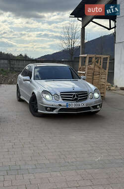Седан Mercedes-Benz E-Class 2008 в 