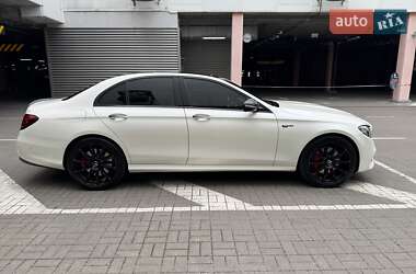 Седан Mercedes-Benz E-Class 2018 в 